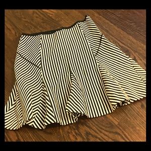 Banana Republic Fit’ N Flare Skirt (Black/White)